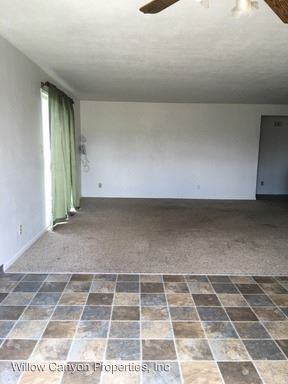 3647 NE Old US Hwy 97 - Photo 2 of 3