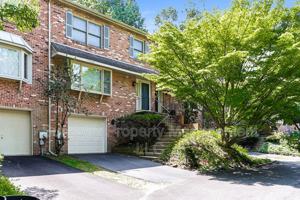 featured image of 329 Catchpenny Ln