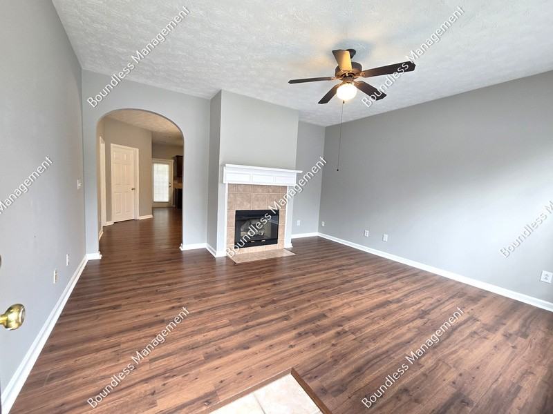 1684 Jackson Sq Nw - Photo 3 of 17