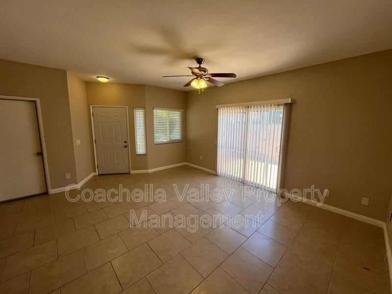 32205 Cielo Vista Rd #B - Photo 5 of 35