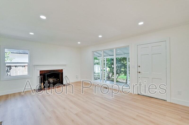 207 Haight St - Photo 3 of 21