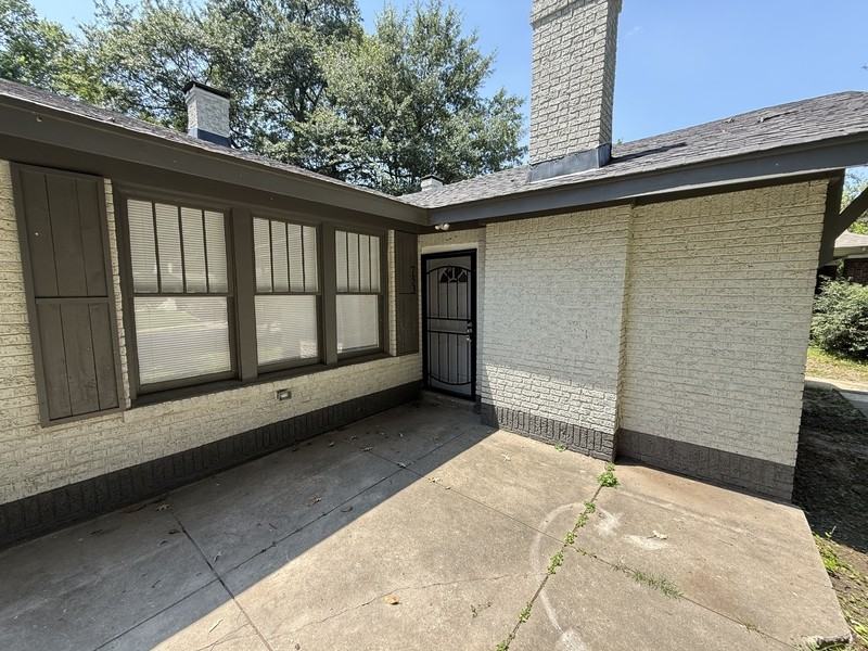 753 N Evergreen St - Photo 2 of 27