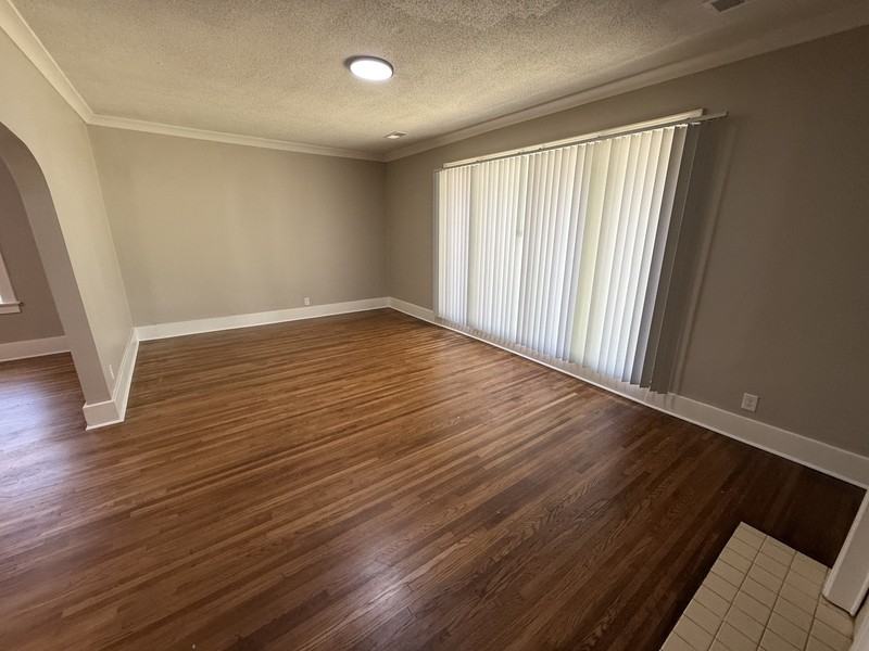 753 N Evergreen St - Photo 7 of 27
