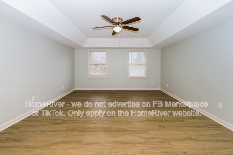 206 Leigh Dr - Photo 6 of 17