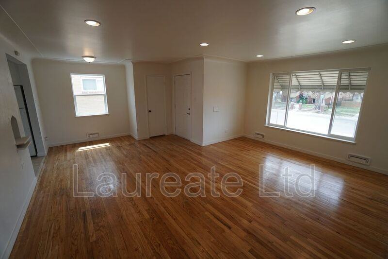 3630 Holly St - Photo 2 of 19