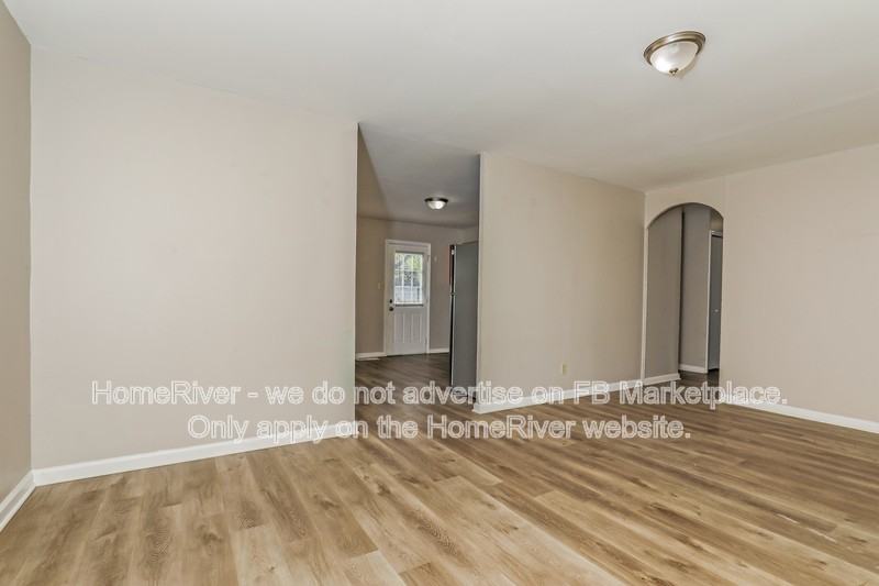 1518 Churchill Rd - Photo 5 of 21