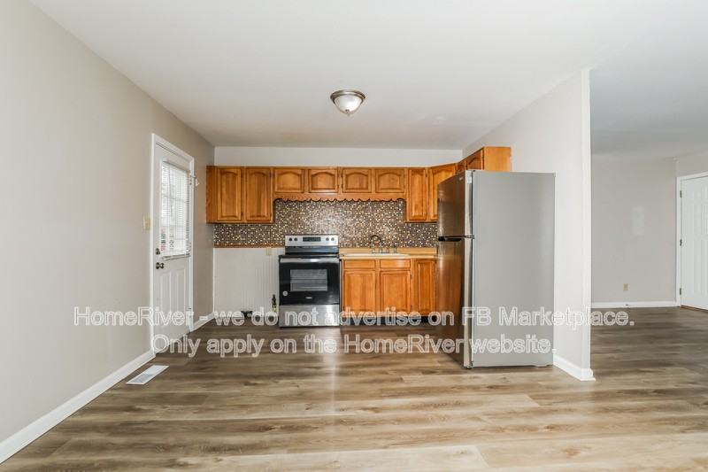 1518 Churchill Rd - Photo 7 of 21