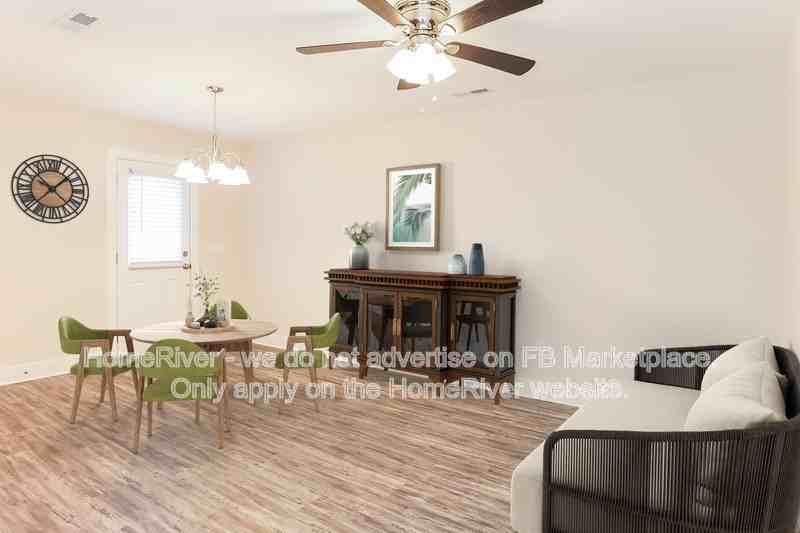 102 Beaumont Cir - Photo 4 of 25