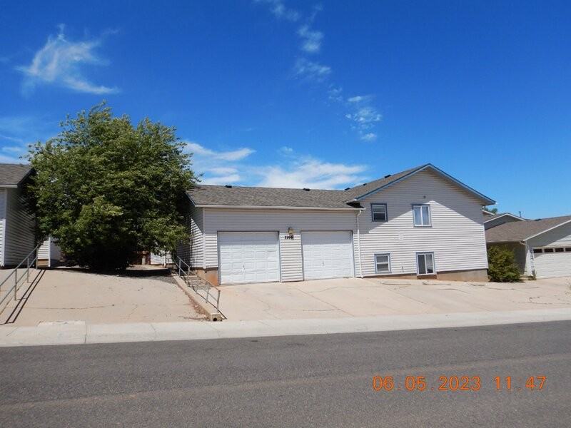 1166 N 19th St #B - Photo 2 of 12