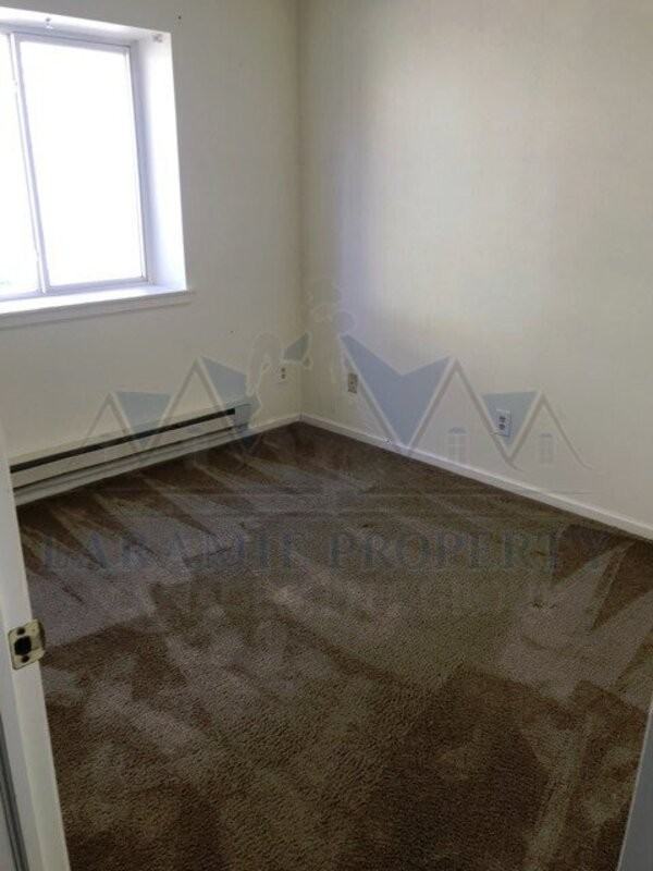 1166 N 19th St #B - Photo 7 of 12
