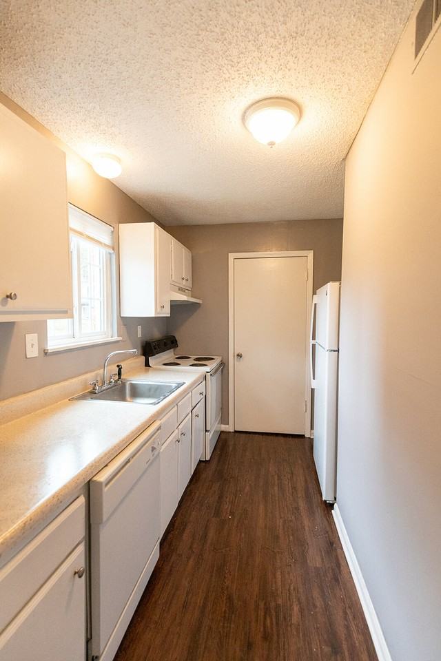 Trailside on Main - Photo 3 of 14
