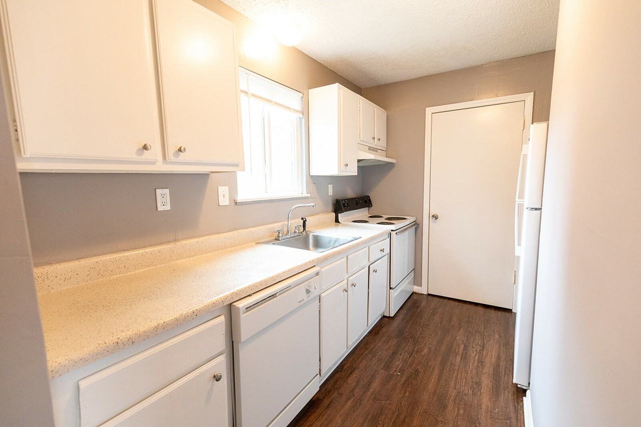 Trailside on Main - Photo 4 of 14
