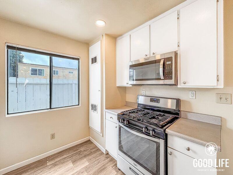 4379 Mcclintock St #B - Photo 2 of 20