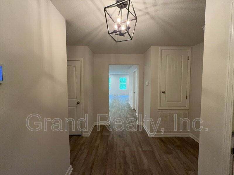 4633 Integrity Ct - Photo 3 of 23