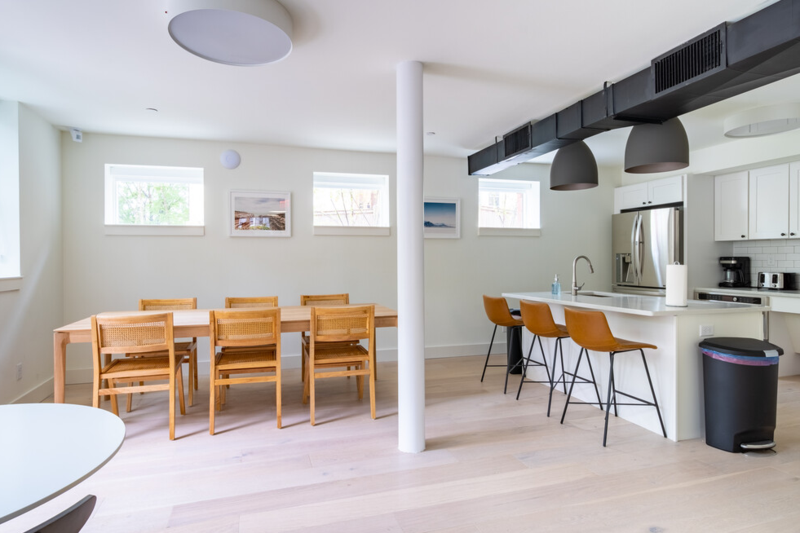 529 E Street Expy #202 - Photo 7 of 21