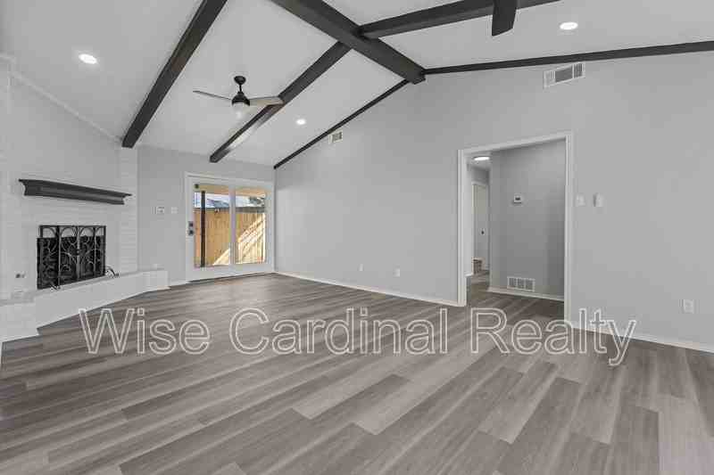 2006 North F M - Photo 3 of 22