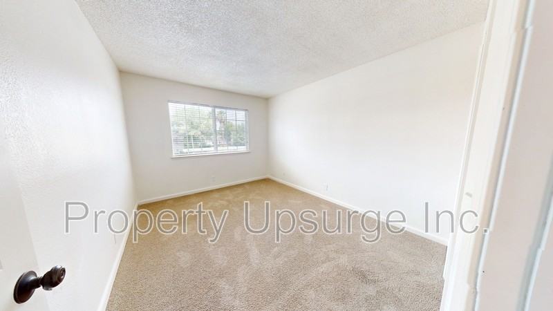 1013 Echo Rd #30 - Photo 6 of 27