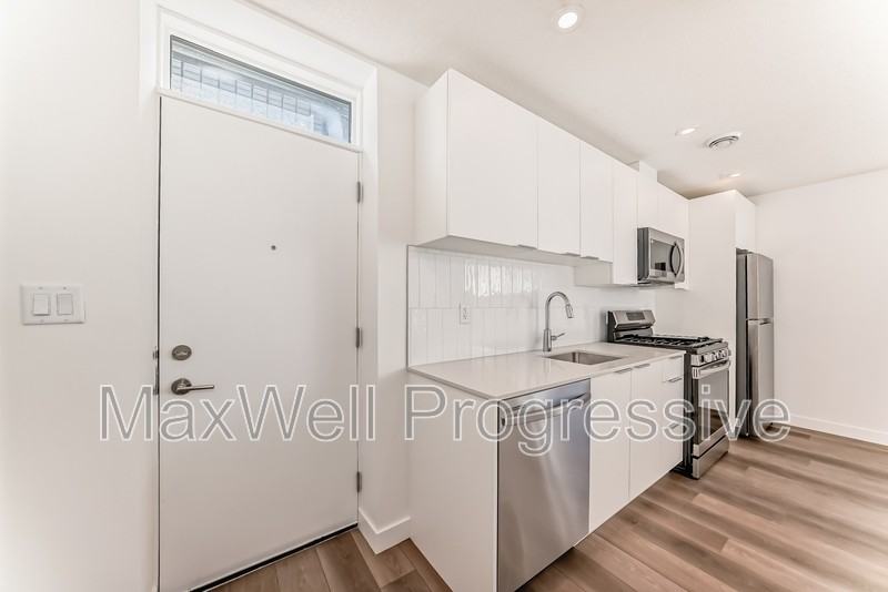 11115 51 St Nw #BS - Photo 6 of 34