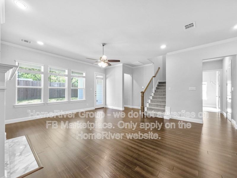 720 Mulberry Ct - Photo 3 of 18