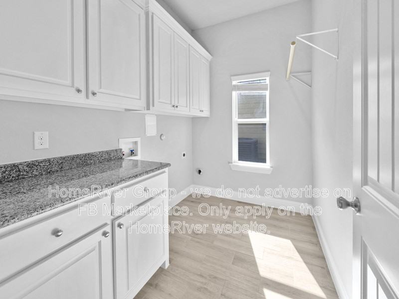 720 Mulberry Ct - Photo 5 of 18