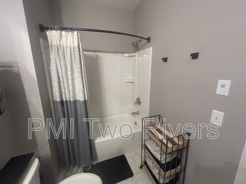 704 Copper Branch Rd - Photo 4 of 26