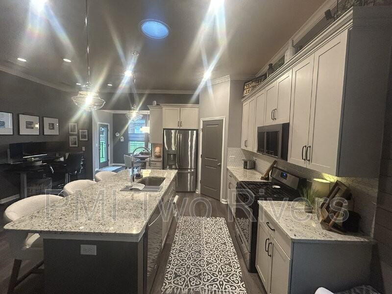 704 Copper Branch Rd - Photo 6 of 26