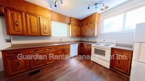 92 Algoma St N #2 - Photo 1 of 1