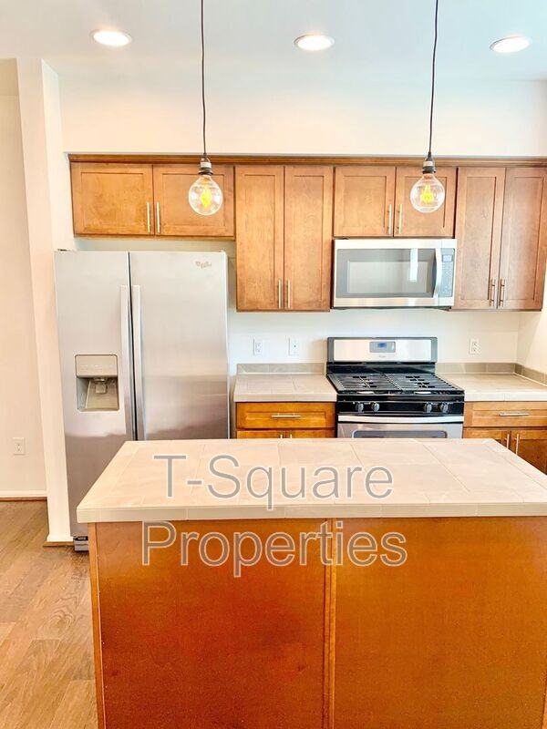 13417 45th Dr Se #2 - Photo 2 of 40