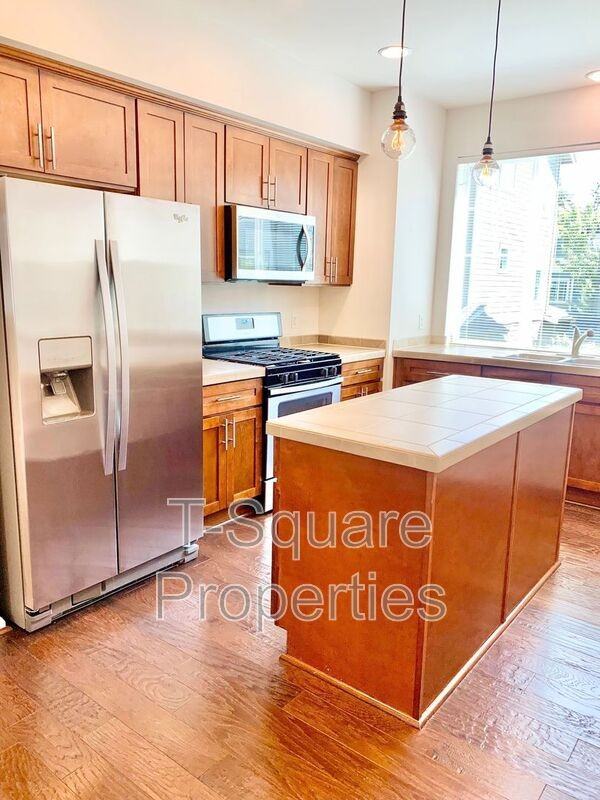 13417 45th Dr Se #2 - Photo 4 of 40