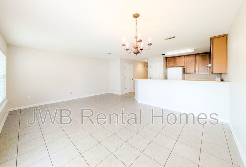 6416 Shortleaf Pl - Photo 4 of 18