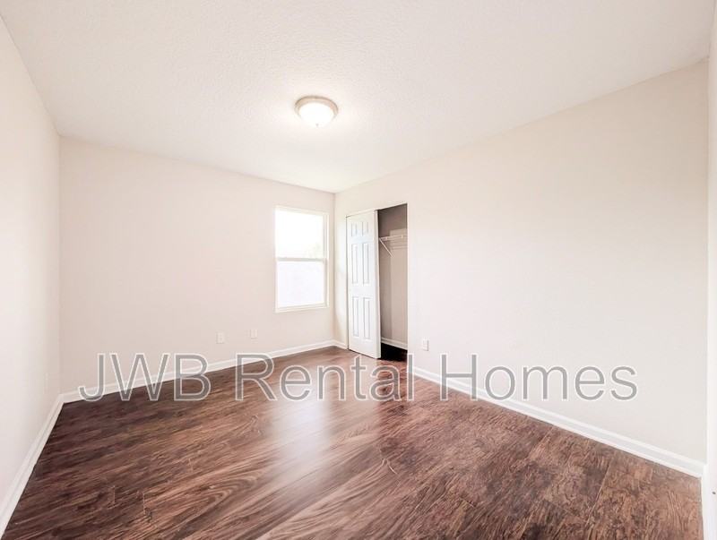4646 Lenox Ave - Photo 7 of 16