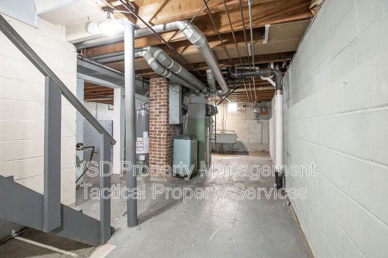19268 Stafford Ave - Photo 6 of 28