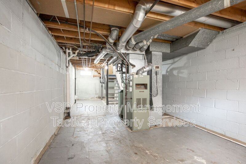 19268 Stafford Ave - Photo 7 of 28