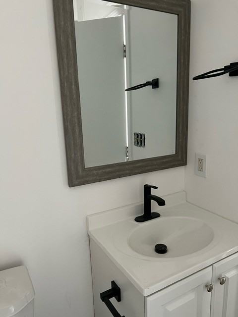 404 N 5th St #9 - Photo 3 of 13
