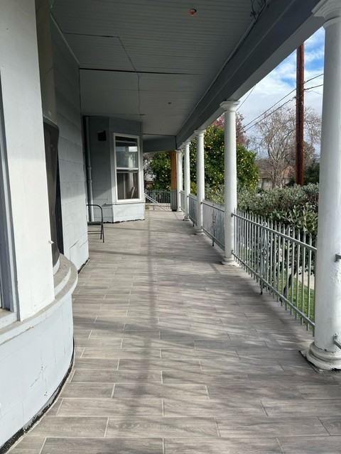 404 N 5th St #9 - Photo 4 of 13