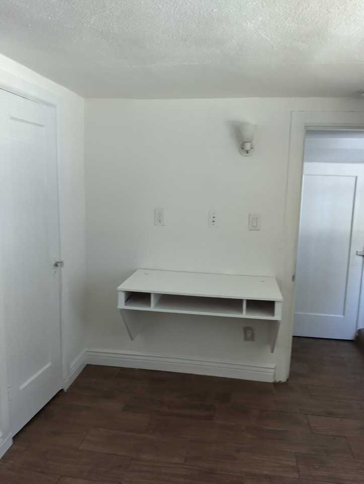 421 B St #1 - Photo 3 of 15