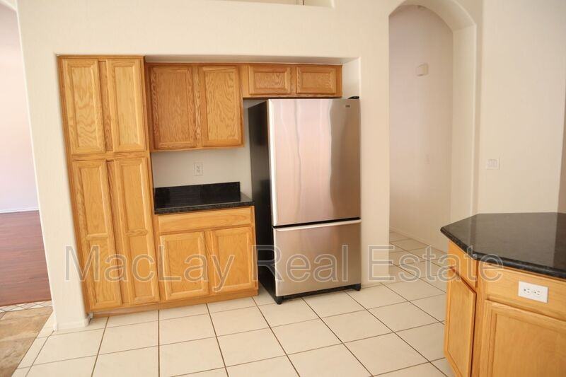 3820 S Barberry Pl - Photo 5 of 29