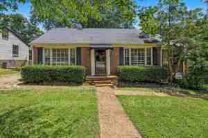 featured image of 5655 Kendall Dr