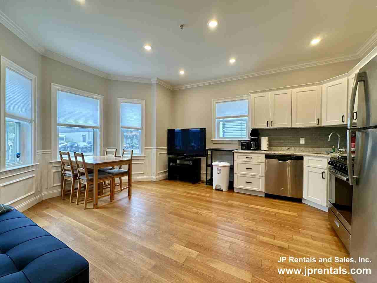 3411 Washington St #1 - Photo 2 of 9