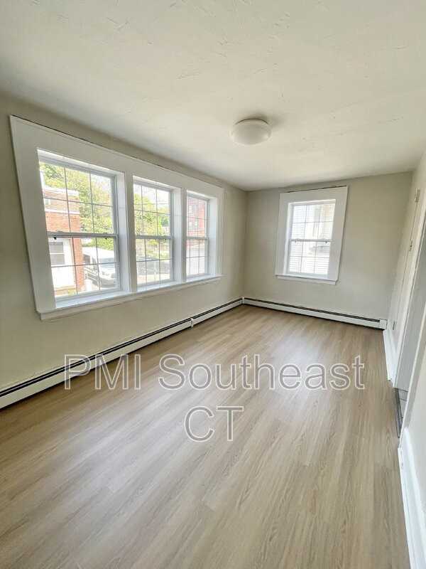 92 Truman St #2 - Photo 2 of 8