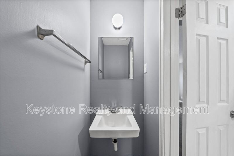 1269 Stateline Rd #38 - Photo 6 of 14