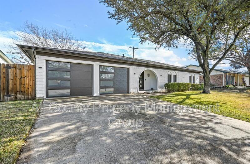 3108 Shady Brook Dr - Photo 2 of 22