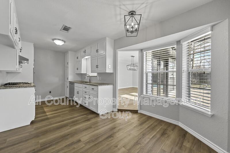 3108 Shady Brook Dr - Photo 5 of 22