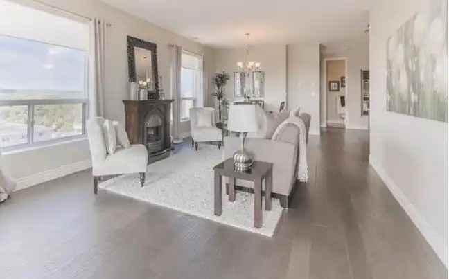 223 Erb St W #808 - Photo 4 of 8