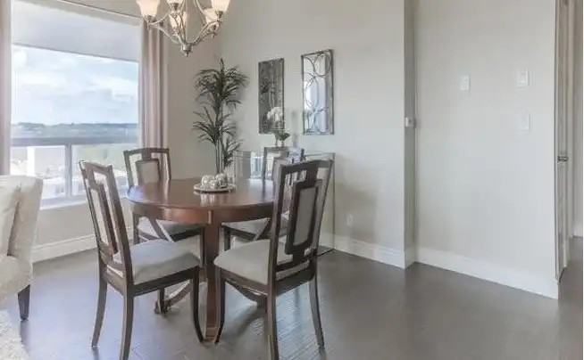 223 Erb St W #808 - Photo 5 of 8