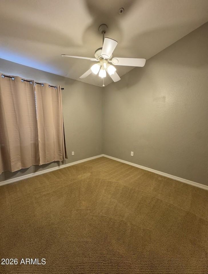 724 S Beck Ave - Photo 5 of 6