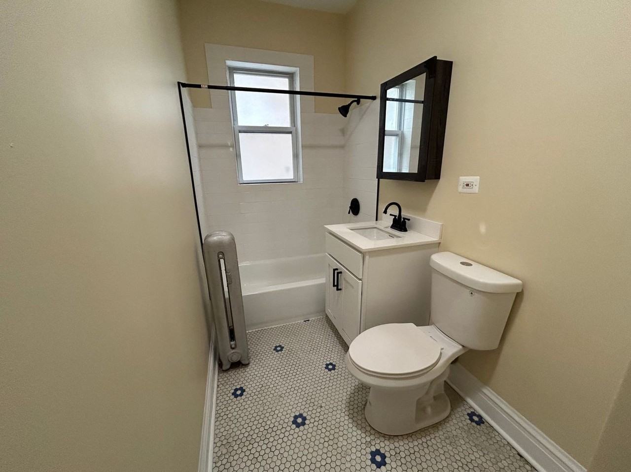 4055 W School St #2S - Photo 6 of 7