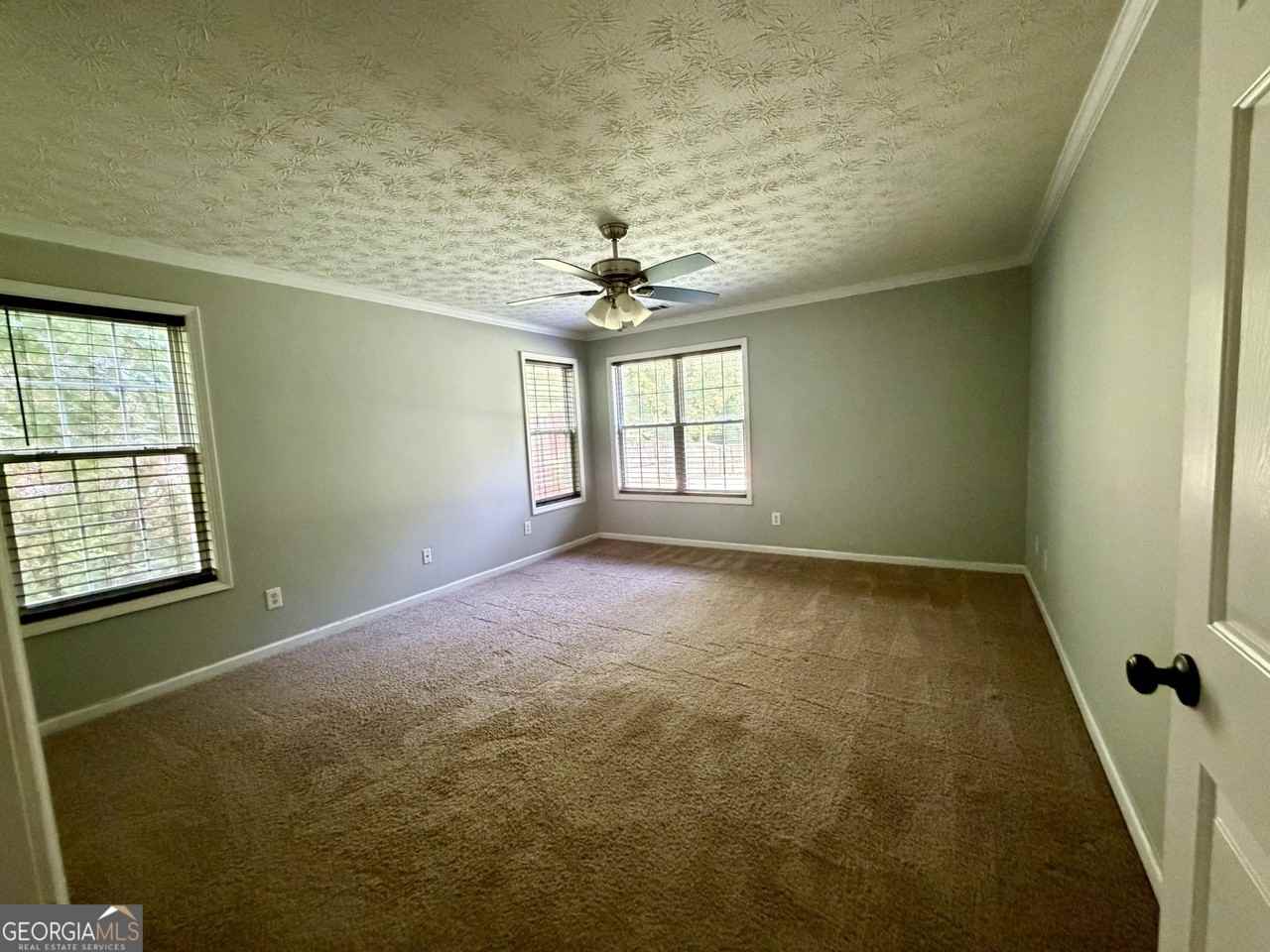 6130 Devonshire Dr - Photo 5 of 11