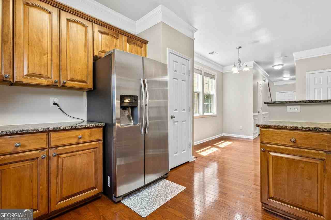 606 Lofty Ln Sw - Photo 6 of 19