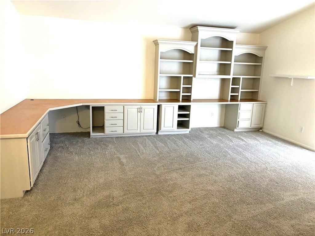 8504 Crest Hill Ave - Photo 5 of 6